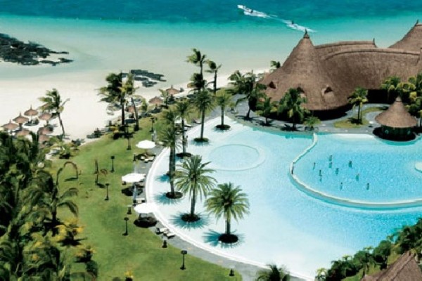 Les Iles Maldives
Hôtel 4* en Pension Compléte
11 jours / 9 Nuits
A partir de 3100 TND.